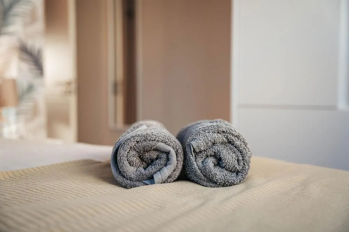 2Br Lxry Jansofat Tropic Oasis Apt & Pool ウィレムスタッド アパート