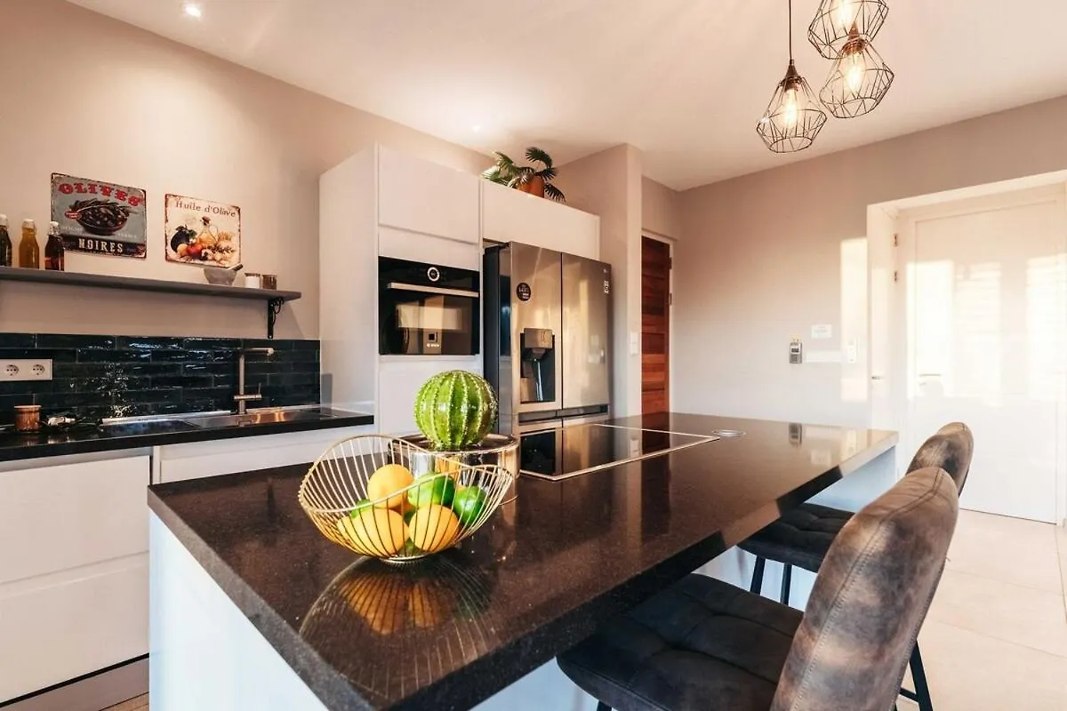 2Br Lxry Jansofat Tropic Oasis Apt & Pool Виллемстад 0*,  Кюрасао