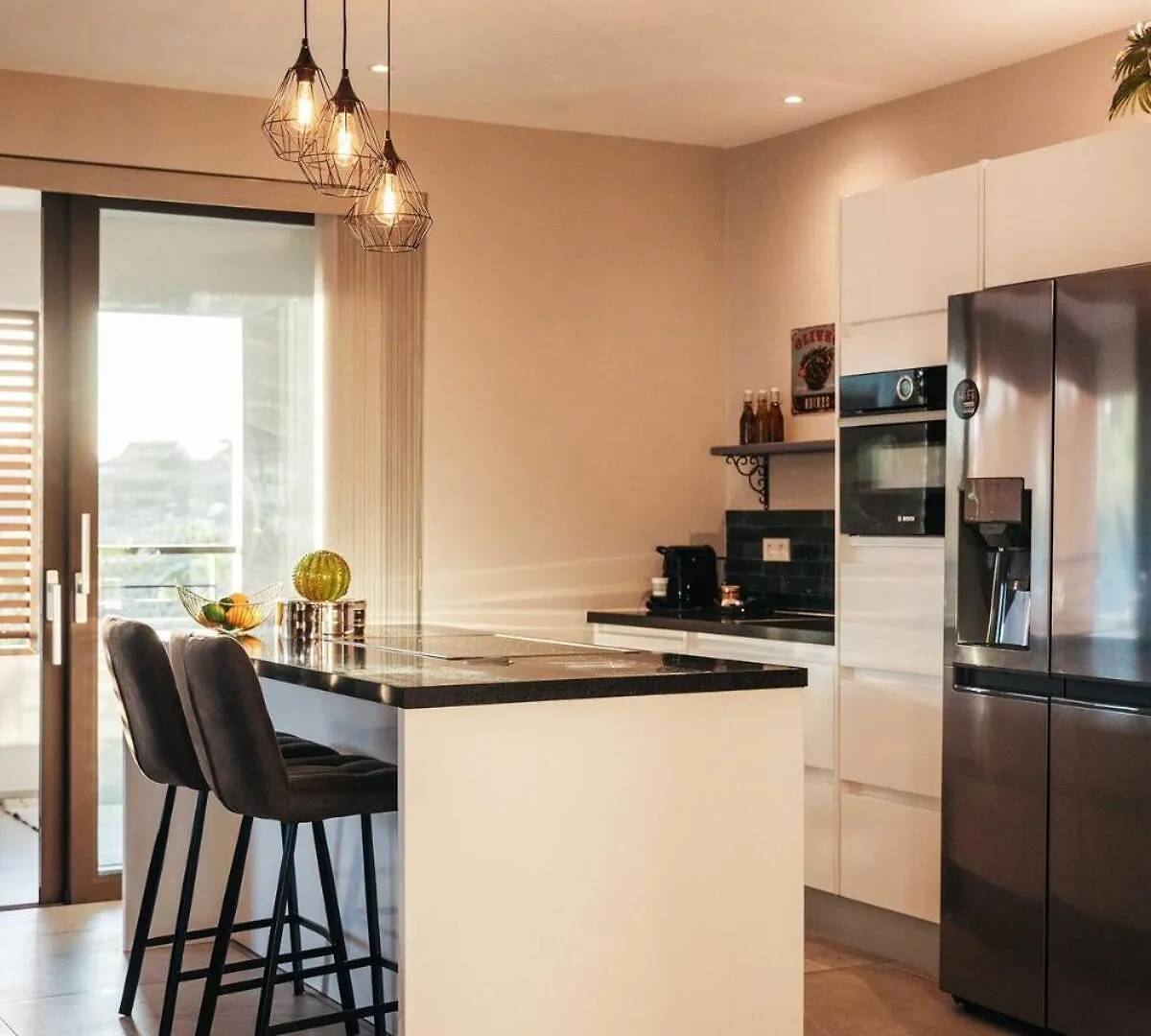 2Br Lxry Jansofat Tropic Oasis Apt & Pool Виллемстад Апартаменты
