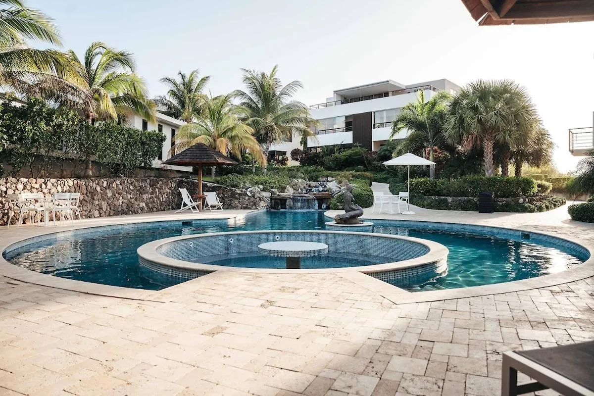 2Br Lxry Jansofat Tropic Oasis Apt & Pool 威廉斯塔德 库拉索